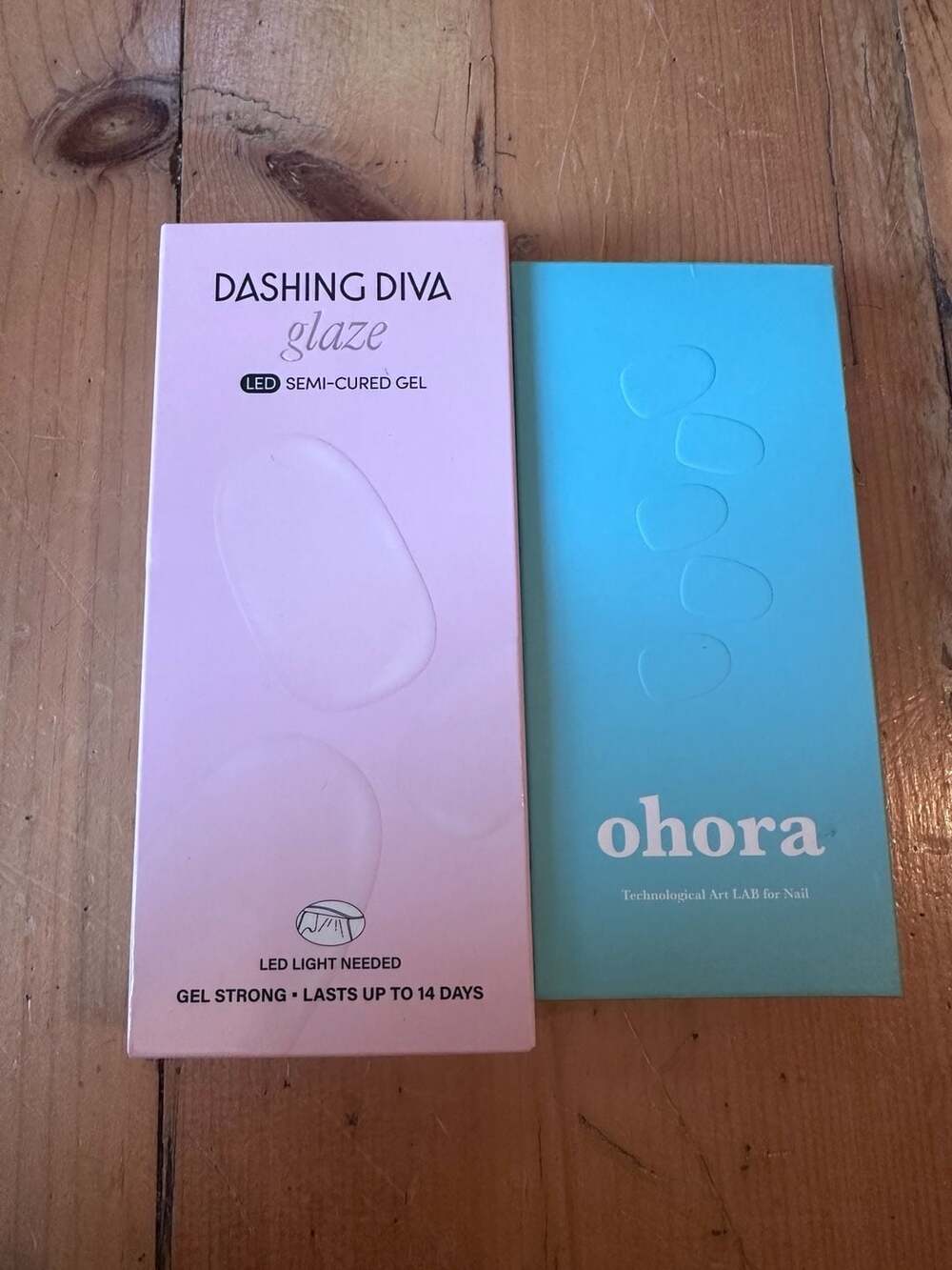 Dashing Diva Glaze True Mint and Ohora Semi-Cured Gel Nail Strips Bundle